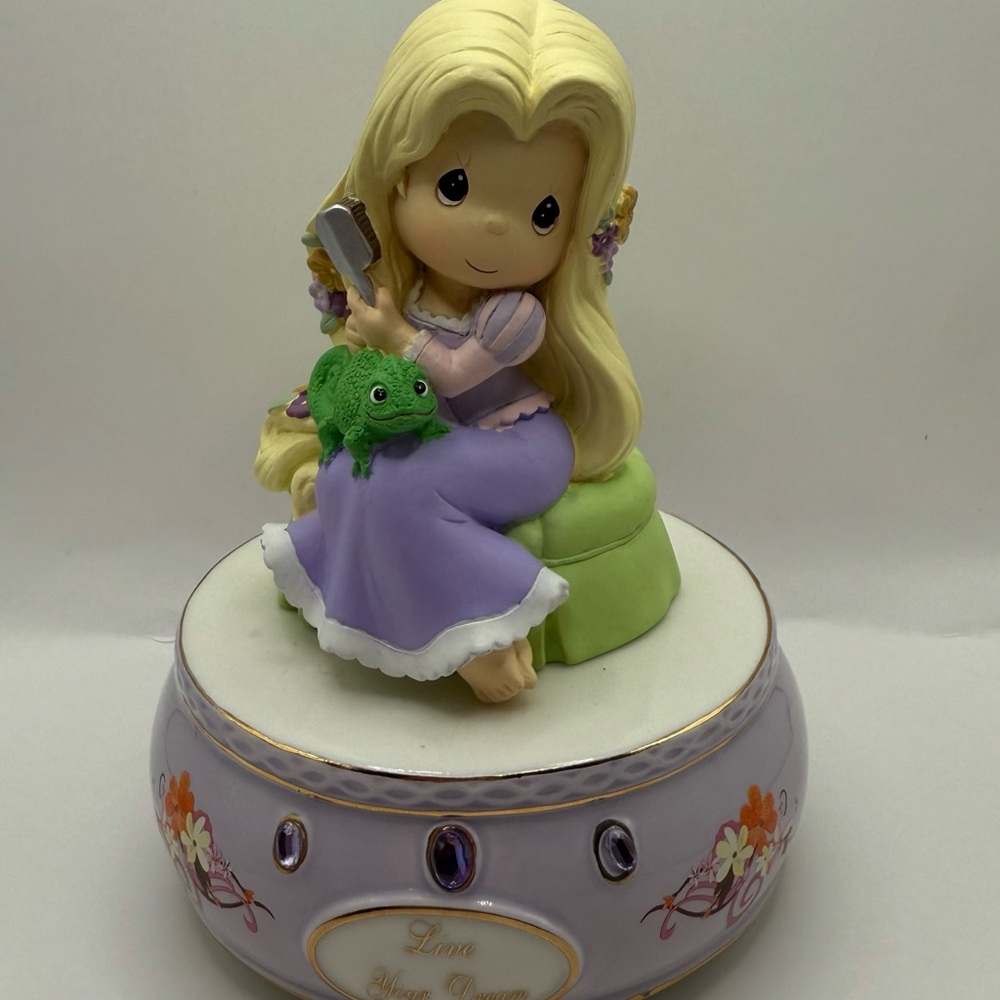 Precious Moments Disney Tangled Rapunzel Music Box Still Works